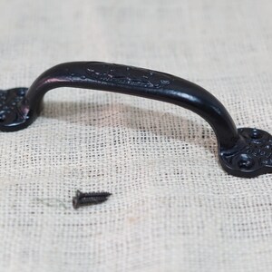 6 5/8 Inch Solid Cast Ion Cuved Pull Handle Set Of 2
