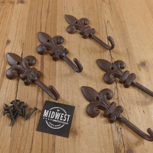 5 Cast Iron Fleur De Lis Hooks – Rustic Wall Hooks – Farmhouse Entryway Hardware – Vintage French Style Hook Set of 5