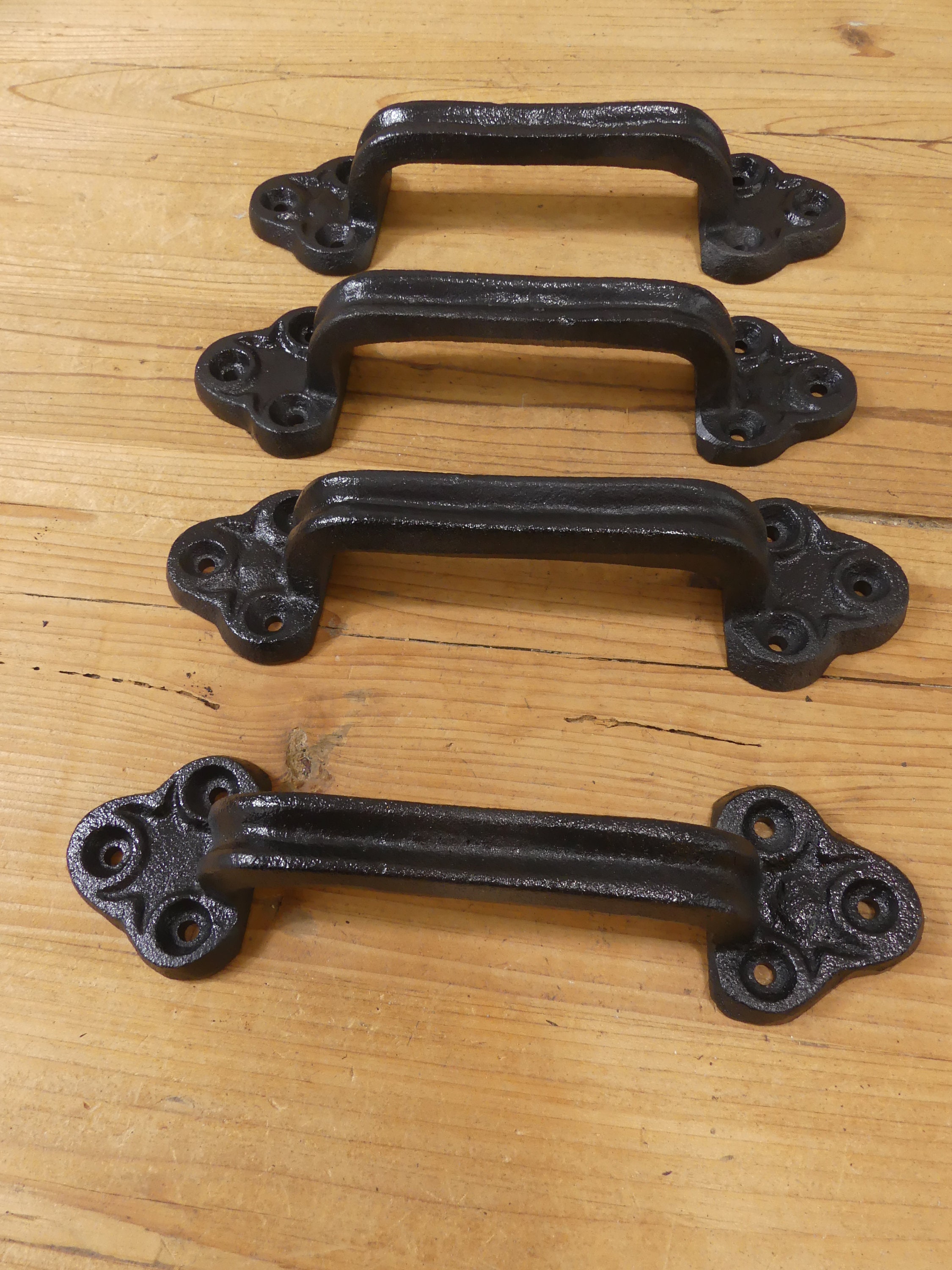 Primitive Rustic Cast Iron Sliding Barn Door Pull Gate Handle Antique Hardware Primitive Rustic Cast Iron Sliding Barn Door Pull Gate Handle Antique Hardware
