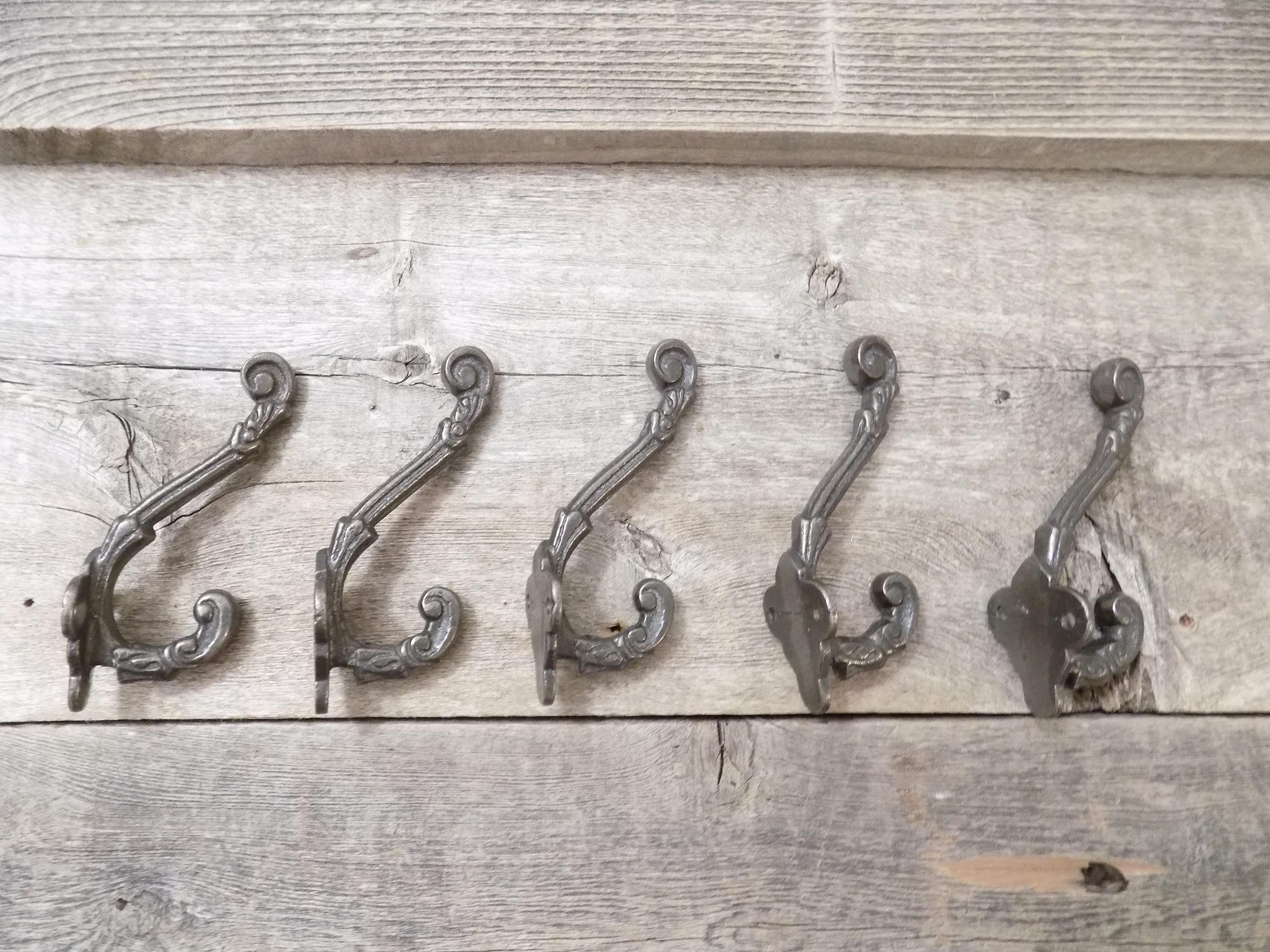 Set of 5 Cast Iron Wall Mounted Hooks Vintage Inspired Etsy