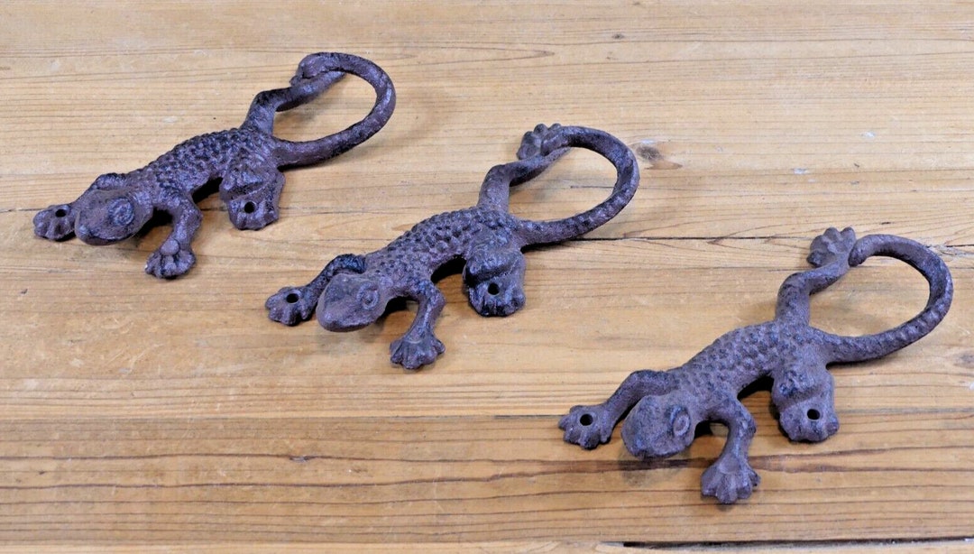 3 LARGE Cast Iron LIZARD Hooks, GECKOS, Garden Hooks, Coat Hooks, Hat ...