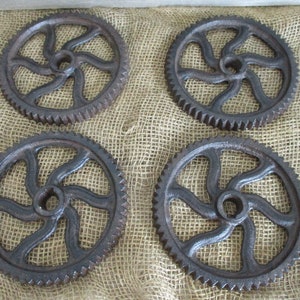 4 Rustic Cast Iron Gears Sprockets 6" Pulley Steampunk Industrial Restoration Wheels Lamp Shade Steampunk Crafting