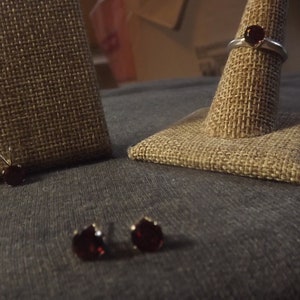 Mozambique Garnet Jewelry Set