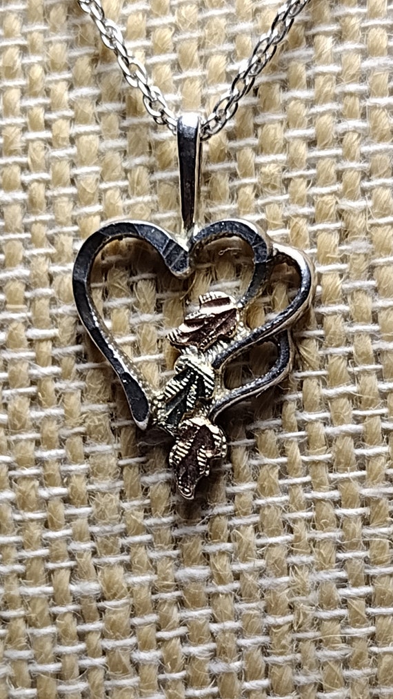 Black Hills Gold Heart Necklace