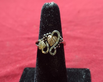Black HIlls Gold Floral Ring