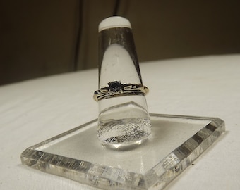 Topaz Scroll RIng