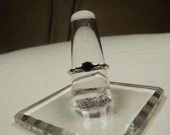 Topaz Scroll RIng