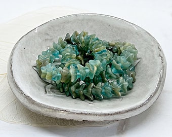Böhmische Glasperlen Aqua Cream Mix Glockenblume Böhmische Glasperlen Blaue Glockenblume Böhmische Glasperlen 9 x 6 mm (10/25 Perlen) 207V16