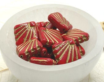 Red Gold Accent Shell Czech Beads Art Deco Fan Czech Glass Beads Diamond Beads 17mm (2/4/8/10 beads) 65V6