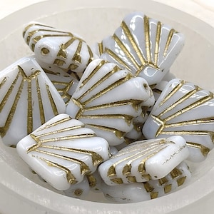 White Gold Art Deco Fan Pressed Czech Glass Beads Diamond Beads Shell Czech Beads 17mm (4/8/10 beads) 1V6