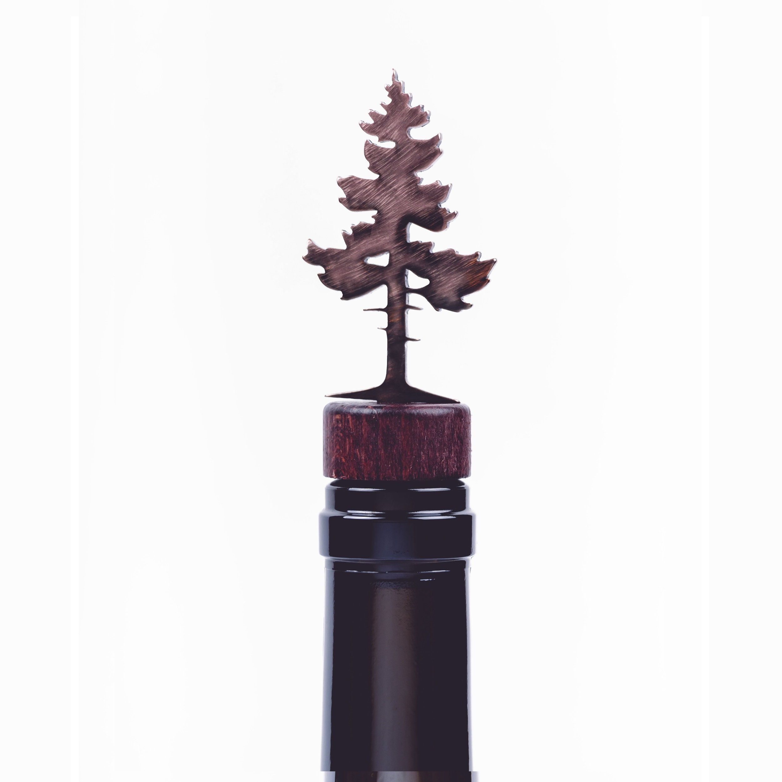 Zatyczka do wina i likieru Pine Tree - ręcznie wykonana w USA / 100% ze stali / prezent na wino na Dzień Ojca