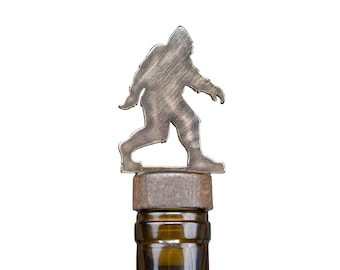 Bigfoot Wine & Liquor Bottle Stopper - ręcznie robiony w USA / 100% stal / prezent na wino na Dzień Ojca