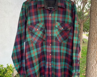 Vintage 90s Pendleton-style Collar Button Down Shirt Plaid Green/Red Size XL
