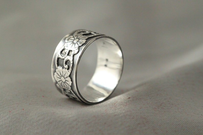 Ring With Flowers,Wide Rings Silver Rings,Woman Ring Sterling Silver Ring Sunflower ring Silver Flowers Vine Ring Love Silver Rings