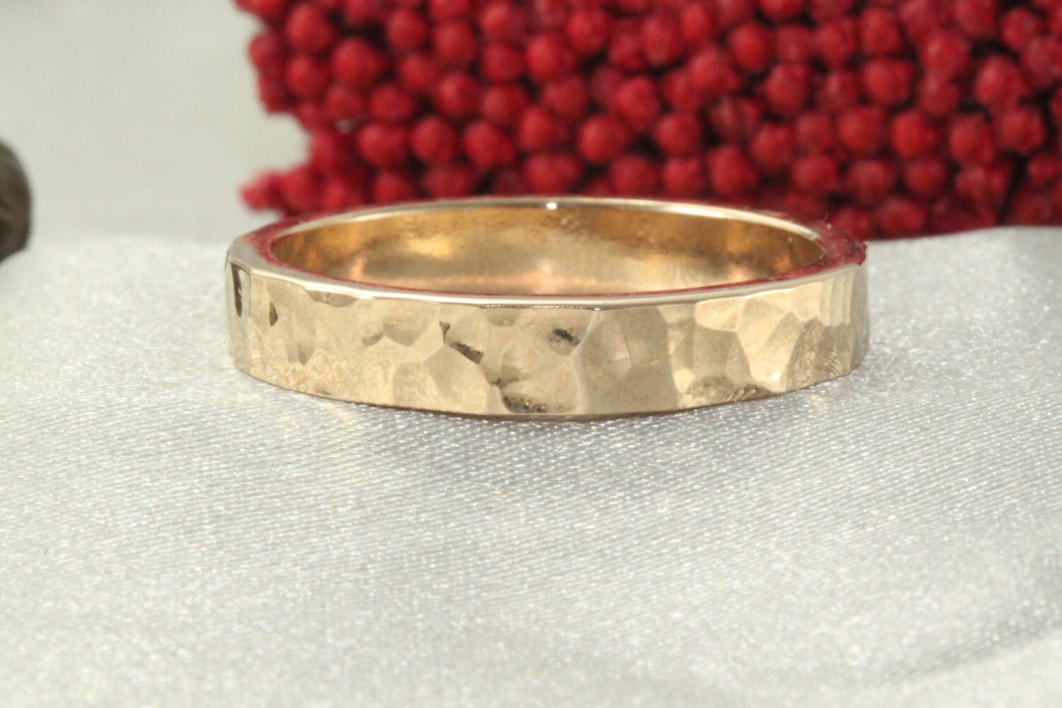 18K Rose Gold Wedding Band Hammered Gold Band Wedding | Etsy