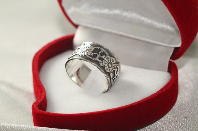 Ring With Flowers,Wide Rings Silver Rings,Woman Ring Sterling Silver Ring Sunflower ring Silver Flowers Vine Ring Love Silver Rings