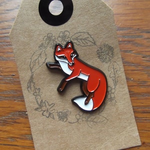 Soft Enamel Fox Pin Badge Wildlife Pin Brooch Red Fox