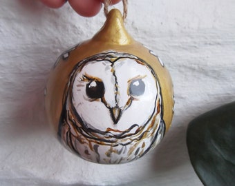 Handpainted Barn Own Ceramic Bauble - Owl Painting - Wildlife - Handmade decoration