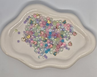 Tiny Butterflies Glass Bead Mix / Jewellery Making / Butterfly Charms / Bracelet Making