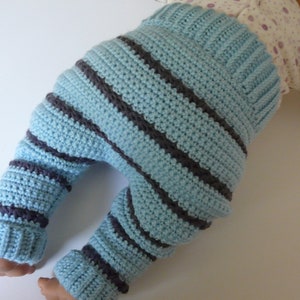 English Dutch Crochet Pattern Trendy Baby Harem Pants / Baby Legging 0 12 months image 4