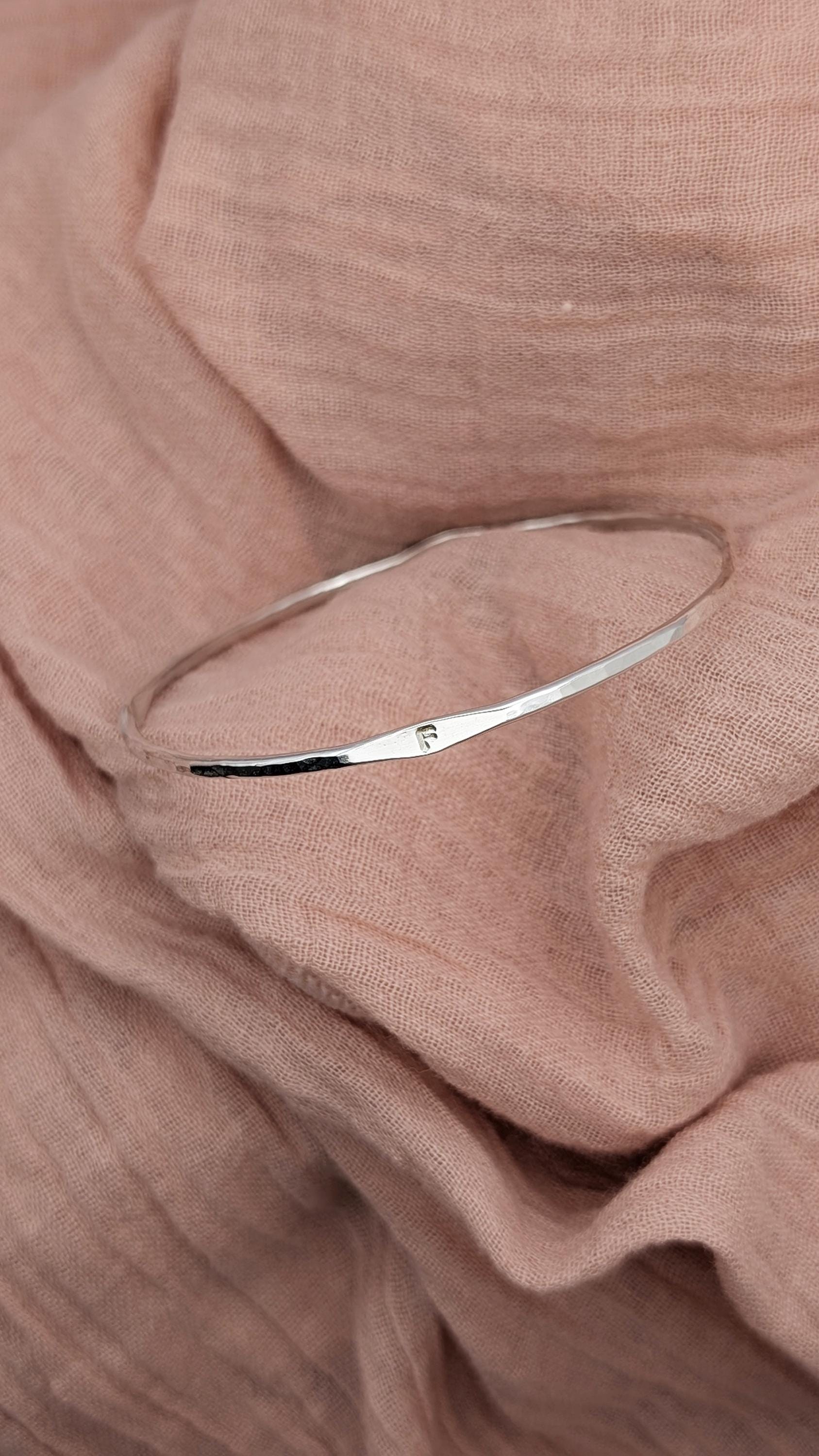 PRY/ Signet Bangle silver925 プライ シュウト PRY/ Signet Bangle silver925 プライ シュウト 【公式通販】