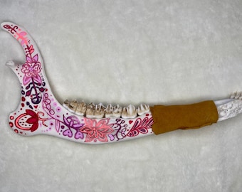AUTHENTIC OJIBWE Woodland Floral PAINTED Deer Jaw