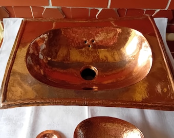 Lavabo e portasapone in rame, mobiletto per piccoli spazi