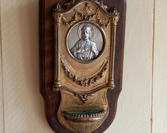 Fonte de água benta vintage francesa dourada sagrado coração