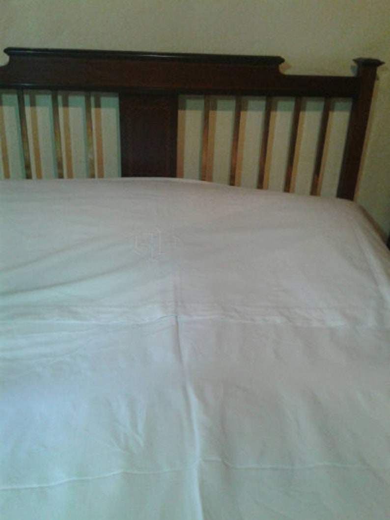 Linen Sheet Monogram BA / RA White Bed Linen Sheet Embroidered Initials