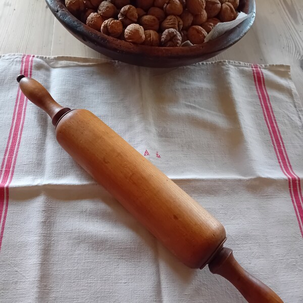 Victorian rolling pin for making Pastry made in England circa 1890