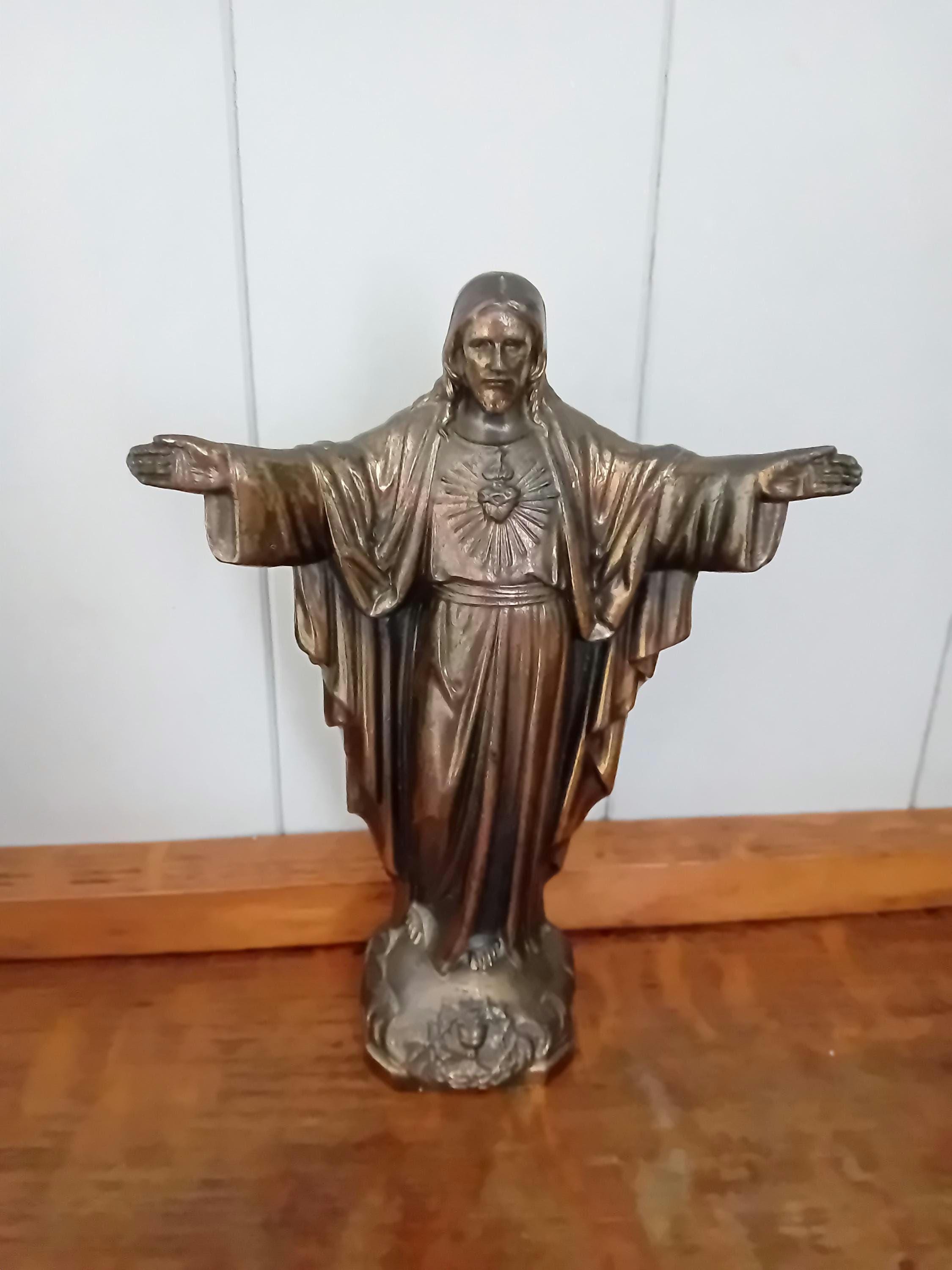 Estátua do Sagrado Coração de Jesus com 8 polegadas de altura