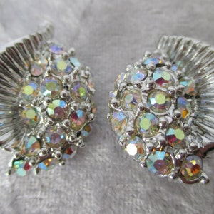 Vintage silver rhinestone earrings, Aurora Borealis Seas crystal clip earrings, Swarovski cluster silver earrings vintage, rhinestone bridal