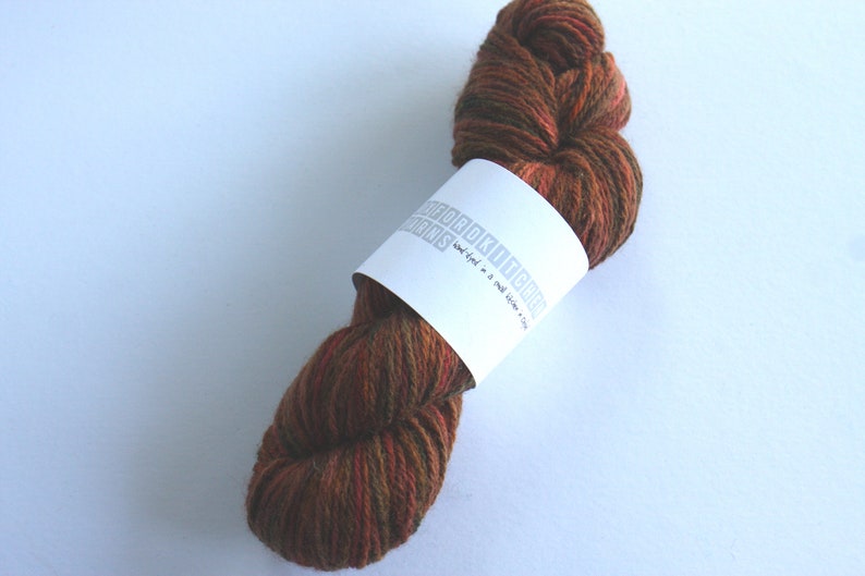 100/% British Bluefaced Leicester Aran Tiled Path superwash yarn