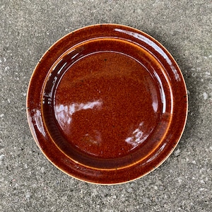 Vintage ARABIA of Finland Krouvi Plate Designed by Friedl Holzen Kjellberg Glazed Brown