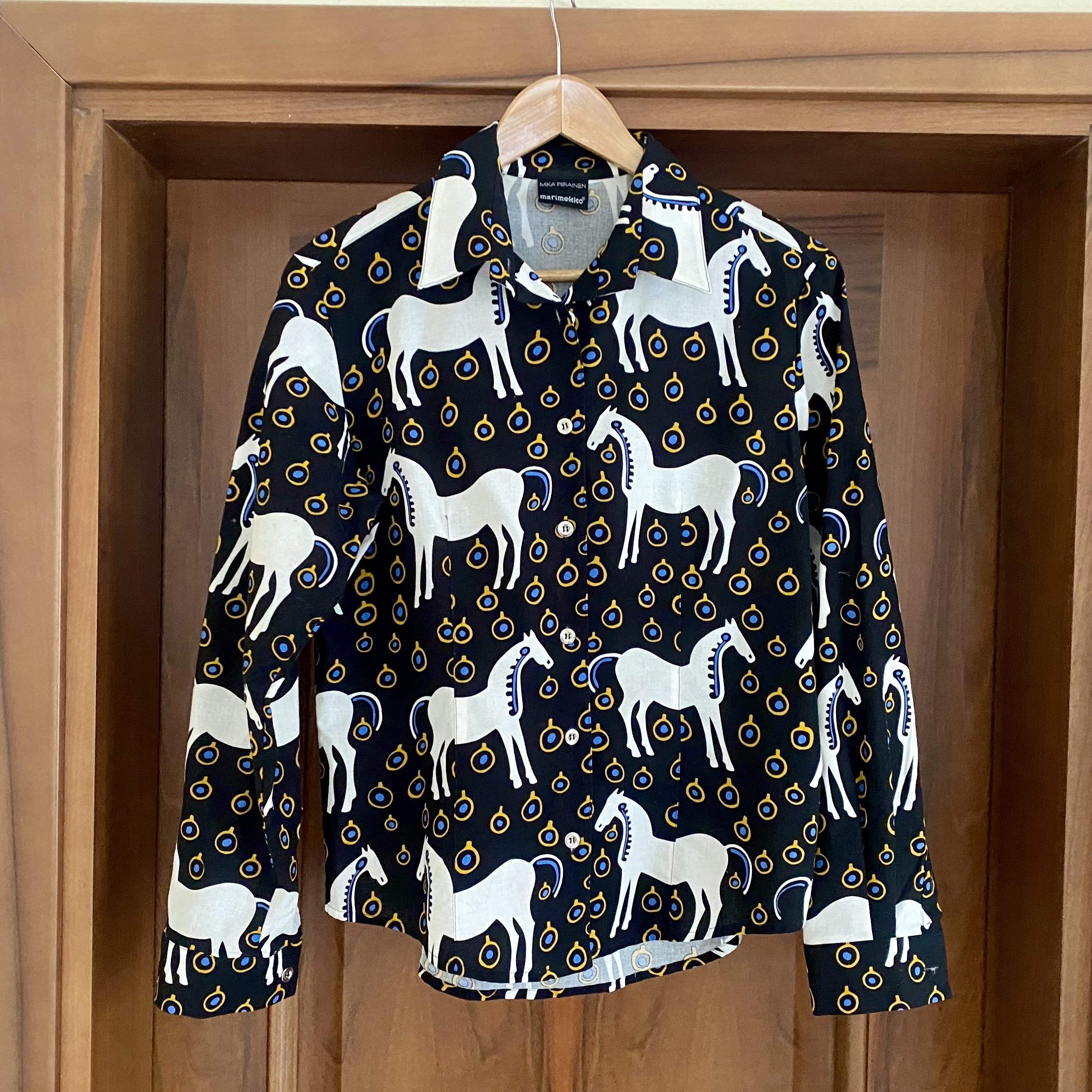 MARIMEKKO Musta Tamma Button up Shirt Size M Long Sleeve Top MARIMEKKO Musta Tamma Button up Shirt Size M Long Sleeve Top