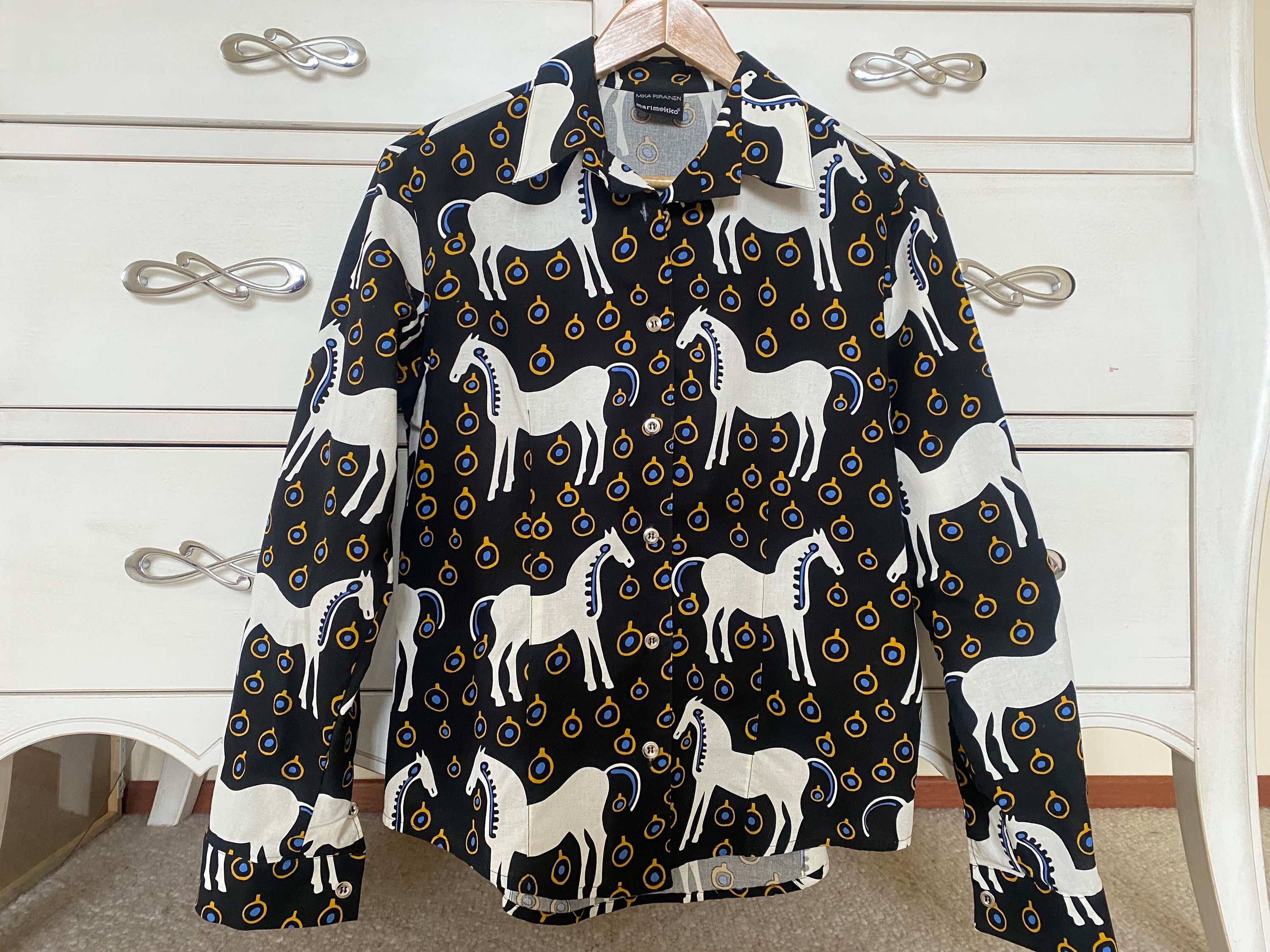 MARIMEKKO Musta Tamma Button up Shirt Size M Long Sleeve Top MARIMEKKO Musta Tamma Button up Shirt Size M Long Sleeve Top