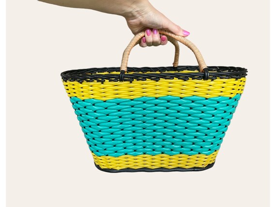 Vintage Market Basket Plastic Wicker Bag Woven Sh… - image 2