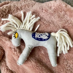 Easy Sewing Felt Horse Pattern Hand Sewed Felt Animal PDF Pattern Felt Pony Stuffed Toy Slow Sewing Very Easy To Sew