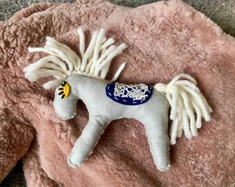 Easy Sewing Felt Horse Pattern Hand Sewed Felt Animal PDF Pattern Felt Pony Stuffed Toy Slow Sewing Very Easy To Sew