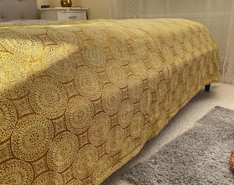 Vintage Scandinavian Bedspread Golden Yellow Textured Bed Cover Mid Century Nordic Retro Bedroom Decor 226x182cm