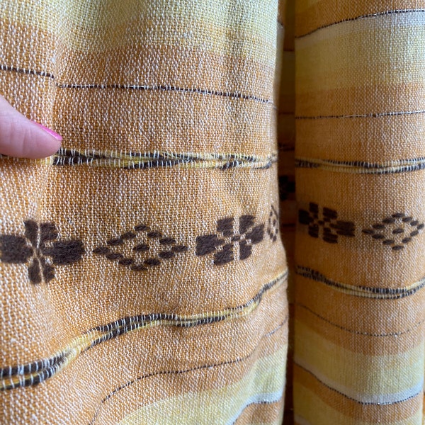 Rideau scandinave vintage en laine acrylique des années 70, jaune marron, panneaux de rideau tissés Scandi automne salon chambre décor à la maison