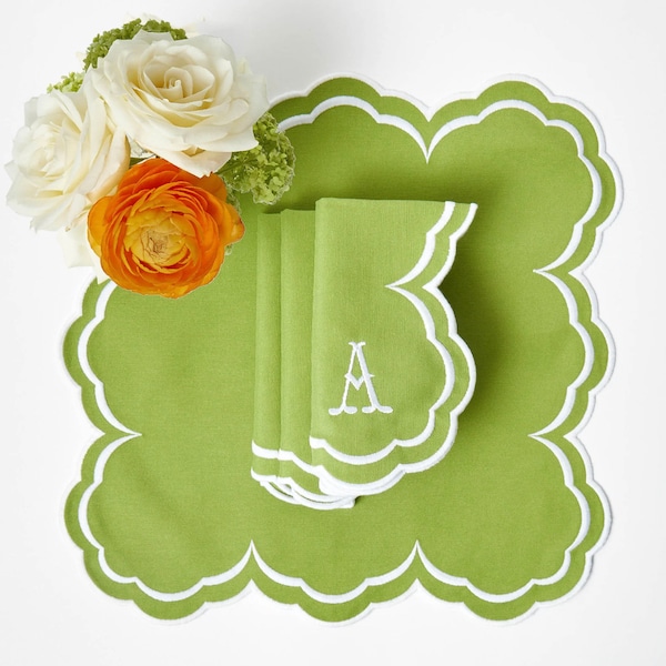 Set of 6 Green Personalized Embroidered Napkins, Monogrammed Napkins, Wedding Napkins, Wedding gift, Monogram Linens Table Decor