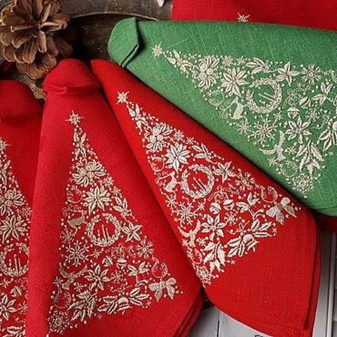 Set of 6 Christmas Embroidered Napkins, Premium Linen Dinner Napkins