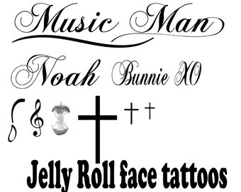 Puede incluir: Imagen en blanco y negro de varios diseños de tatuajes, incluyendo las palabras "Music Man", "Noah", "Bunnie XO", una nota musical, una manzana, una cruz y el texto "Jelly Roll face tattoos".