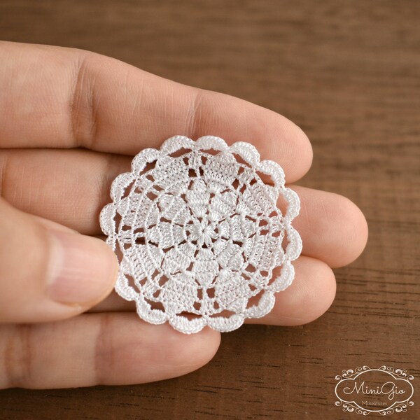 Miniature crochet round doily 1.3 inches, dollhouse crochet tablecloth, 1:12 dollhouse miniature, white small doily micro crochet