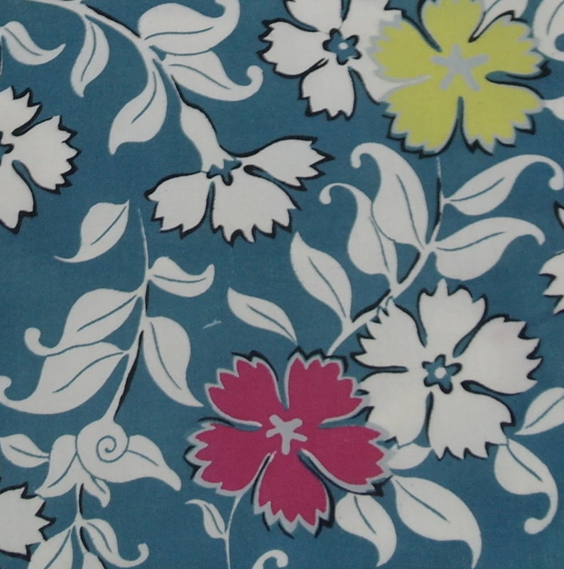 Vintage Japanese Silk Blend Kimono Fabric Beautiful Carnation