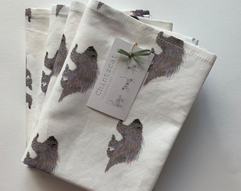 Tea towel, cotton-linen mix with animal design of ‘Spike’ the porcupine