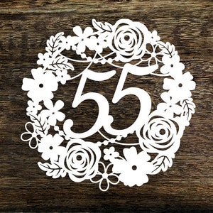 Modello Papercut Corona floreale 55° compleanno Anniversario di matrimonio Decorazione Creazione di biglietti PDF JPEG per il taglio a mano e SVG per macchine da taglio