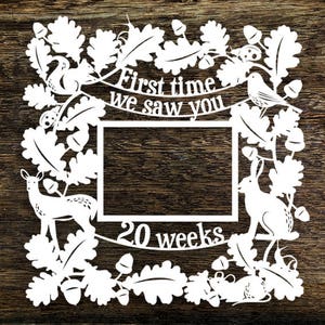 Modèle de découpe papier « Première fois que nous vous avons vu 20 semaines », cadre photo échographique PDF JPEG pour découpe à la main & fichier SVG pour Silhouette Cameo ou Cricut