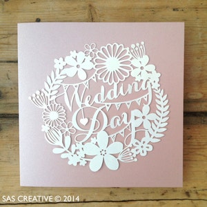 Modèle Papercut à usage commercial « Jour du mariage » PDF Jpeg SVG Créez vos propres cartes de célébration DIY à partir de papiers découpés de Samantha